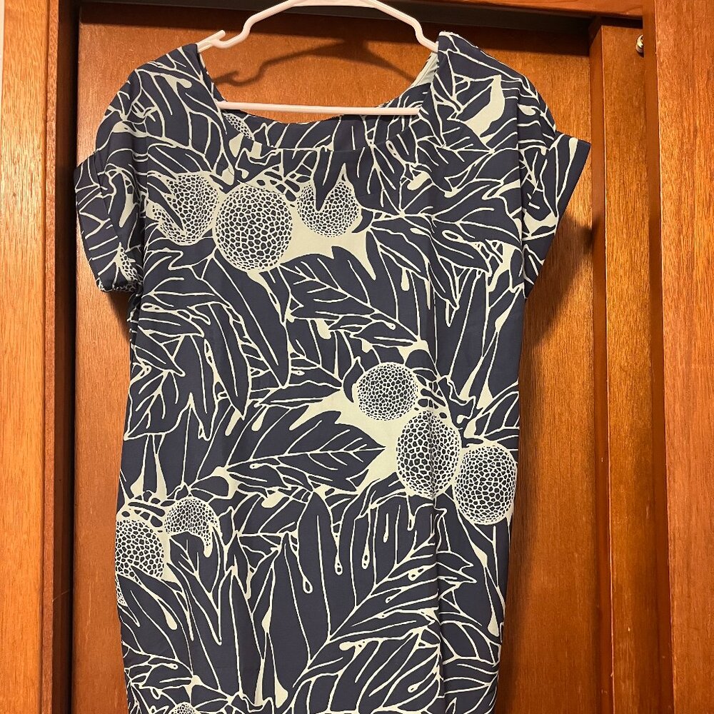 Manaola Puaniu Dress blue Ulu print